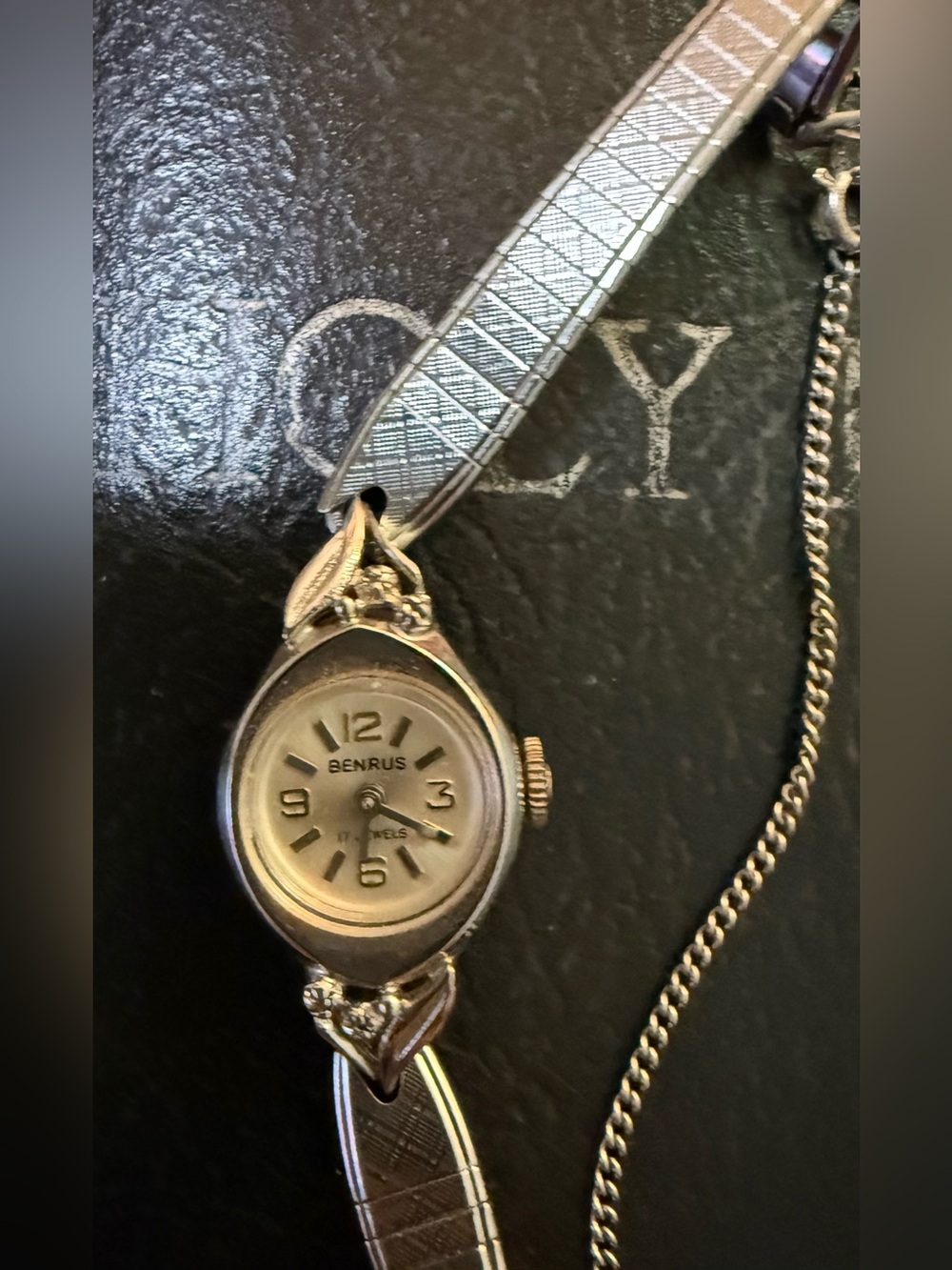 Benrus 17 Jewels Women’s Wind Up Antique Vintage Watch Works Perfectly Swiss